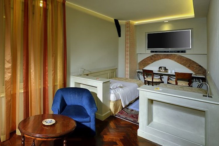 HabitaciÓn doble clÁsica art hotel commercianti bolonia, italia HabitaciÓn doble clÁsica art hotel commercianti bolonia, italia