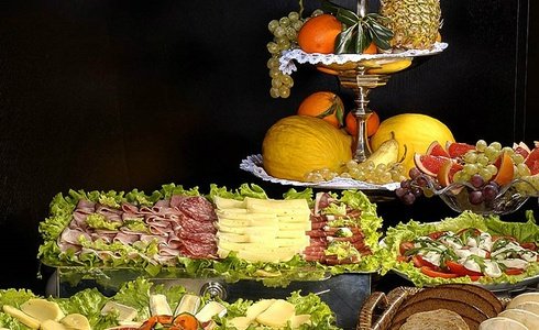 DESAYUNO BUFFET INCLUIDO DE 7:00 A 11:00 A.M. Art Hotel Novecento en Bolonia, Italia DESAYUNO BUFFET INCLUIDO DE 7:00 A 11:00 A.M. Art Hotel Novecento en Bolonia, Italia