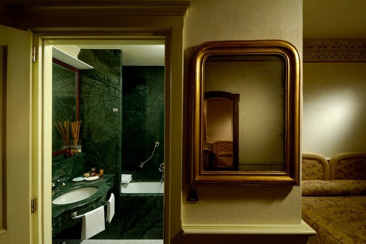 Habitación doble deluxe art hotel commercianti bolonia Habitación doble deluxe art hotel commercianti bolonia