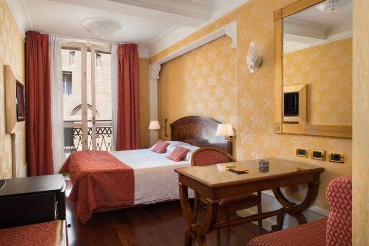 HabitaciÓn deluxe art hotel orologio bolonia, italia HabitaciÓn deluxe art hotel orologio bolonia, italia