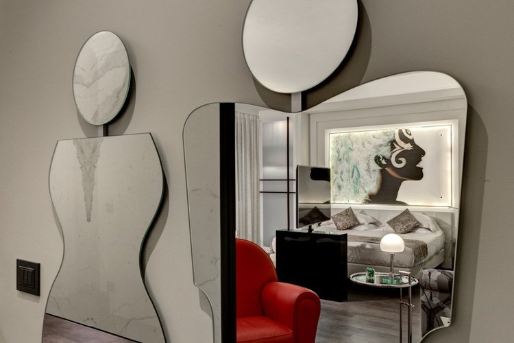 Luxury apartments  Art Hotel Commercianti Bolonia