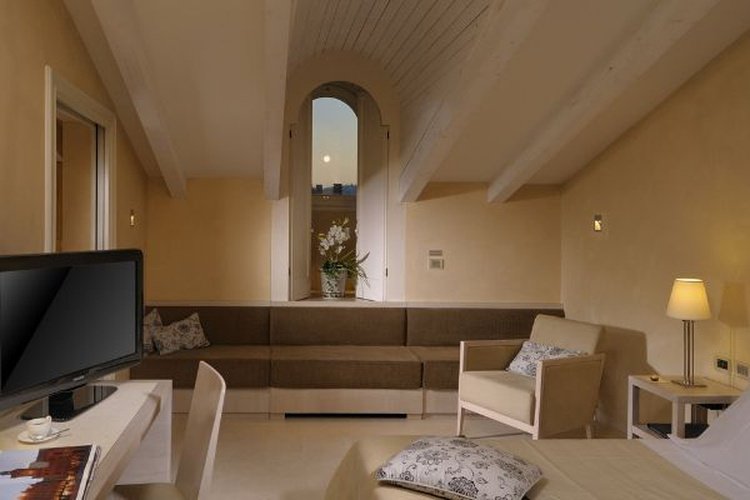 Habitación deluxe penthouse art hotel novecento bolonia Habitación deluxe penthouse art hotel novecento bolonia