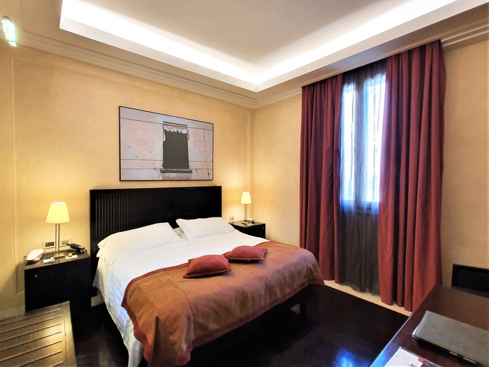 Habitación doble clásica art hotel novecento bolonia Habitación doble clásica art hotel novecento bolonia
