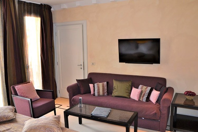 Suite galileo art hotel novecento bolonia, italia Suite galileo art hotel novecento bolonia, italia