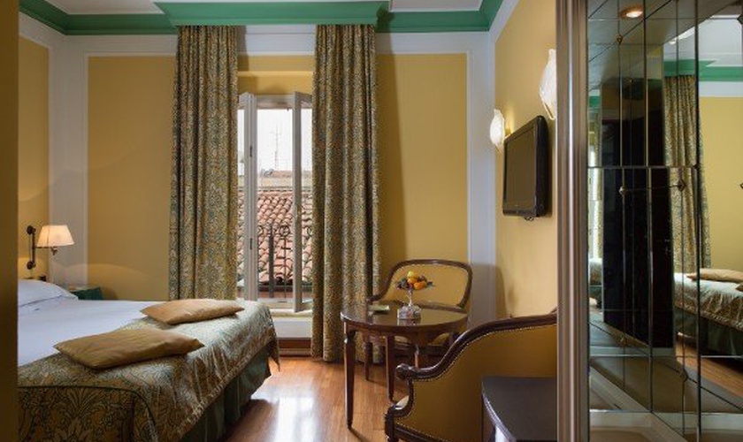 Habitación deluxe  Art Hotel Orologio Bolonia