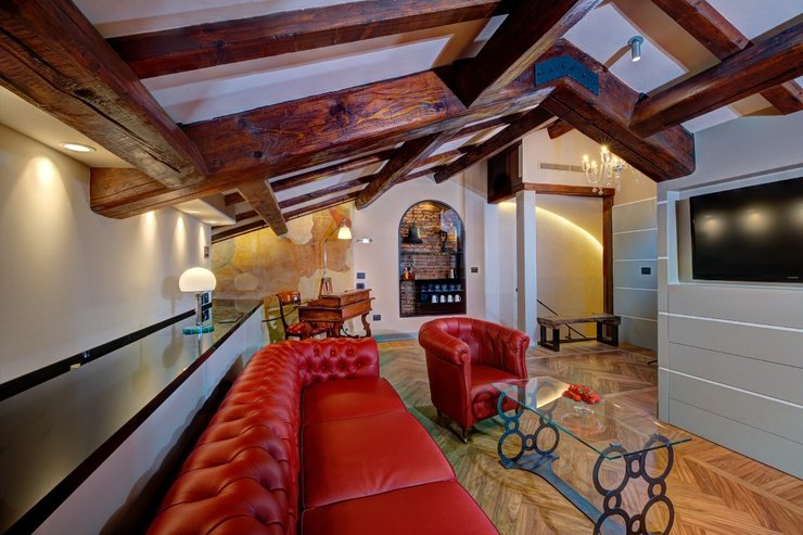 Suites art hotel commercianti bolonia Suites art hotel commercianti bolonia