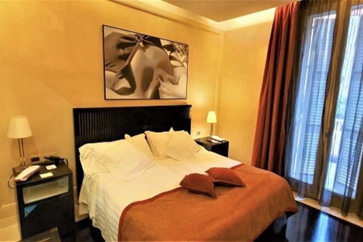 Habitación deluxe balcony art hotel novecento bolonia Habitación deluxe balcony art hotel novecento bolonia