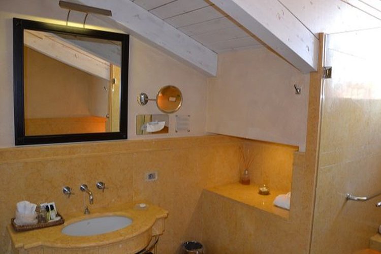 Suite galileo art hotel novecento bolonia Suite galileo art hotel novecento bolonia