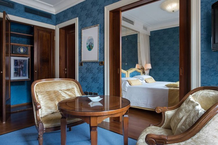 Suite art hotel orologio bolonia, italia Suite art hotel orologio bolonia, italia