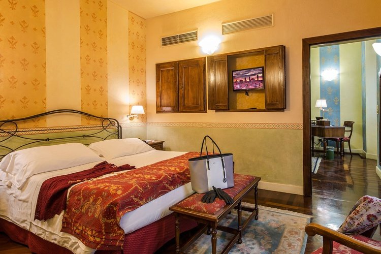 Suites art hotel commercianti bolonia Suites art hotel commercianti bolonia