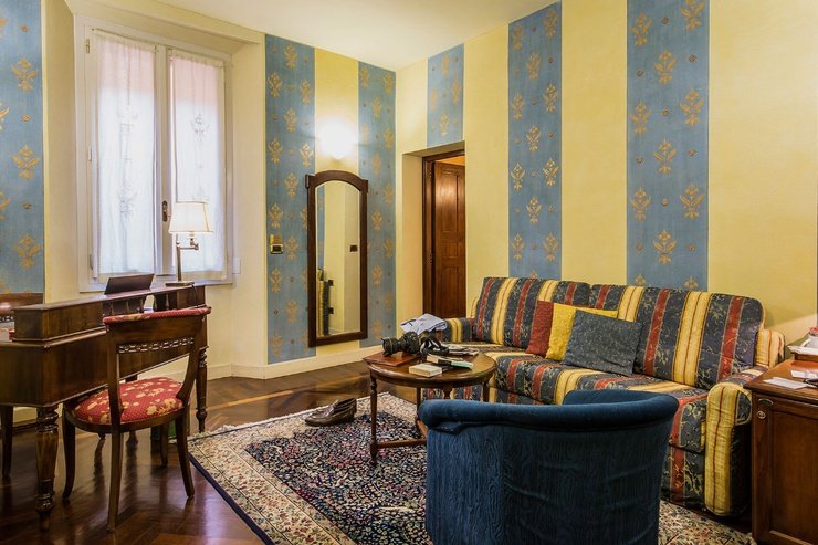Suites art hotel commercianti bolonia Suites art hotel commercianti bolonia