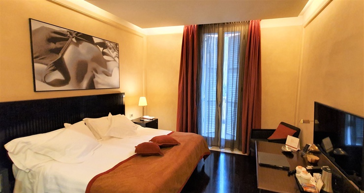 Habitación deluxe balcony art hotel novecento bolonia Habitación deluxe balcony art hotel novecento bolonia