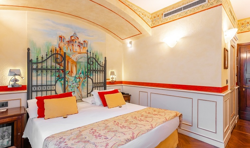 Habitación doble deluxe Art Hotel Commercianti Bolonia Habitación doble deluxe Art Hotel Commercianti Bolonia