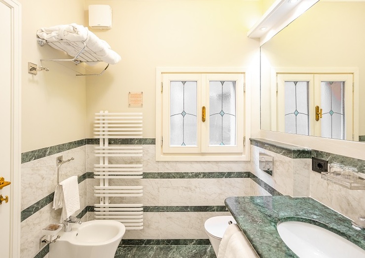 Suites Art Hotel Commercianti Bolonia Suites Art Hotel Commercianti Bolonia
