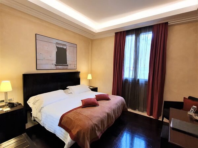 Habitación doble clásica art hotel novecento bolonia Habitación doble clásica art hotel novecento bolonia