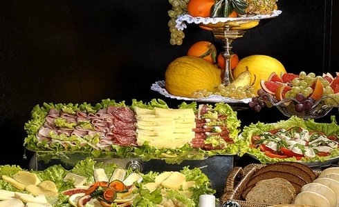 DESAYUNO BUFFET INCLUIDO DE 7:00 A 11:00 A.M. Art Hotel Novecento en Bologna DESAYUNO BUFFET INCLUIDO DE 7:00 A 11:00 A.M. Art Hotel Novecento en Bologna