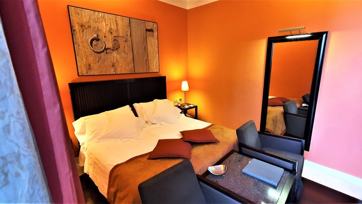 Habitación deluxe balcony art hotel novecento bolonia Habitación deluxe balcony art hotel novecento bolonia
