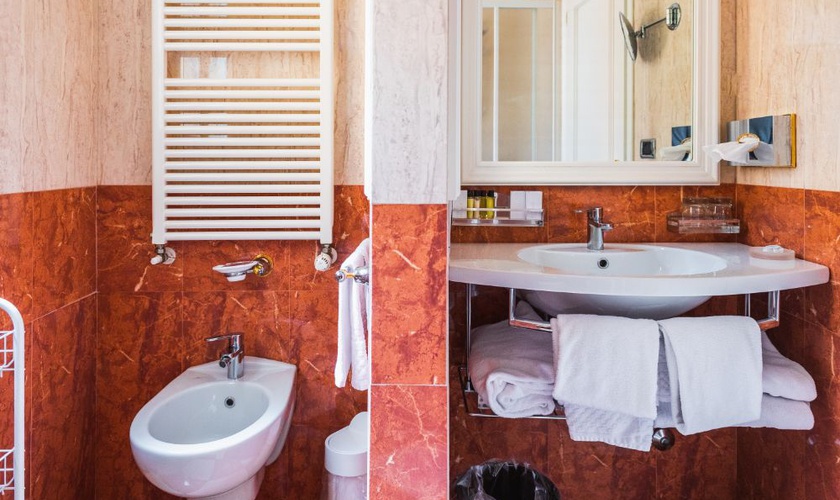 Art studio apartamentos Art Hotel Commercianti Bolonia Art studio apartamentos Art Hotel Commercianti Bolonia