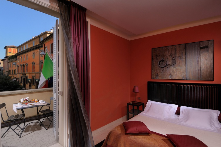 Habitación deluxe balcony art hotel novecento bolonia Habitación deluxe balcony art hotel novecento bolonia