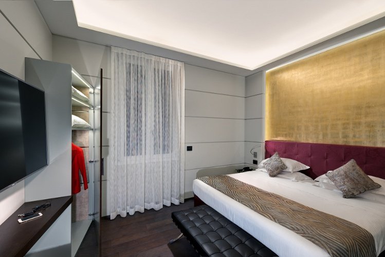 Luxury apartments art hotel commercianti bolonia, italia Luxury apartments art hotel commercianti bolonia, italia