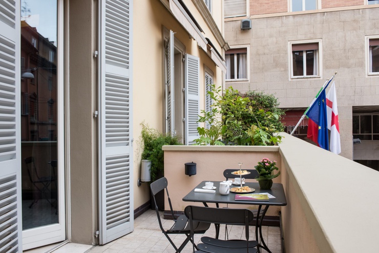 Habitación deluxe balcony art hotel novecento bolonia Habitación deluxe balcony art hotel novecento bolonia