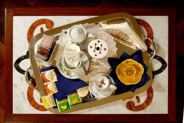 Desayuno buffet incluido art hotel commercianti bologna Desayuno buffet incluido art hotel commercianti bologna