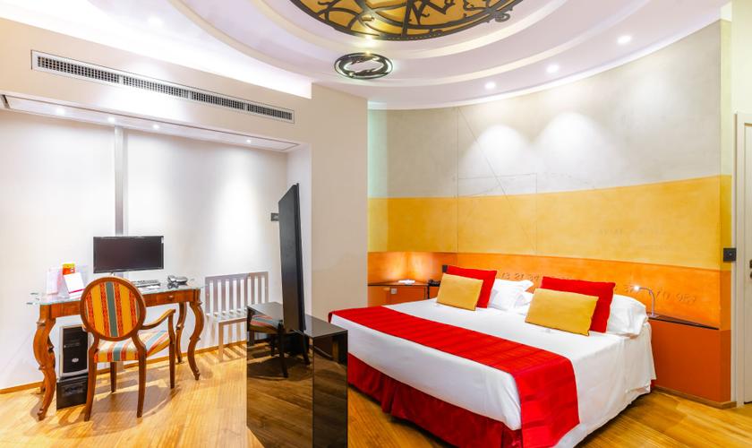 Junior Deluxe Suite Art Hotel Commercianti Bolonia Junior Deluxe Suite Art Hotel Commercianti Bolonia