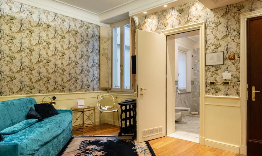Suite Deluxe Sulla Via Della Seta Art Hotel Orologio Bolonia Suite Deluxe Sulla Via Della Seta Art Hotel Orologio Bolonia