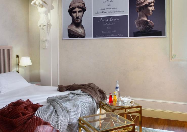 Classic Superior “Athena Lemnia” Art Hotel Orologio Bolonia Classic Superior “Athena Lemnia” Art Hotel Orologio Bolonia