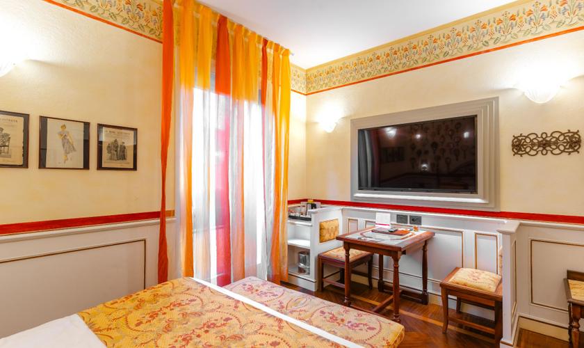 Habitación Doble Deluxe Art Hotel Commercianti Bolonia Habitación Doble Deluxe Art Hotel Commercianti Bolonia