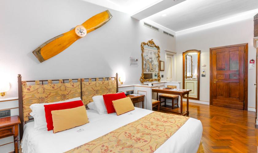 Habitación Doble Deluxe Art Hotel Commercianti Bolonia Habitación Doble Deluxe Art Hotel Commercianti Bolonia