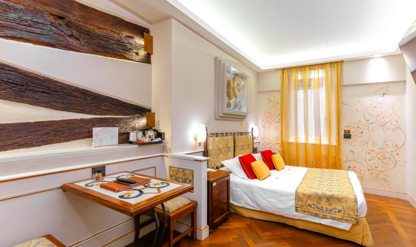 Habitación Doble Deluxe Art Hotel Commercianti Bolonia Habitación Doble Deluxe Art Hotel Commercianti Bolonia