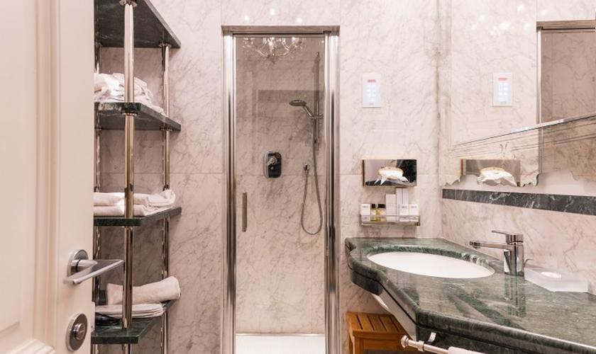 Luxury Apartments Battibecco Art Hotel Commercianti Bolonia Luxury Apartments Battibecco Art Hotel Commercianti Bolonia