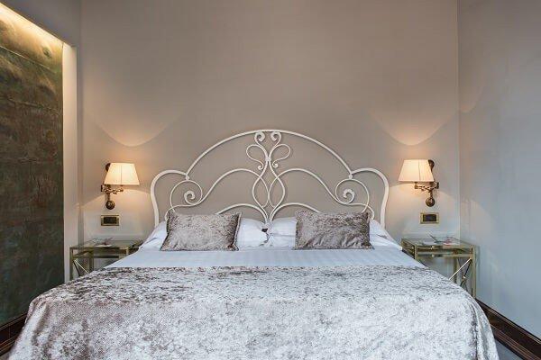 Suite Deluxe La Romántica Art Hotel Orologio Bolonia Suite Deluxe La Romántica Art Hotel Orologio Bolonia
