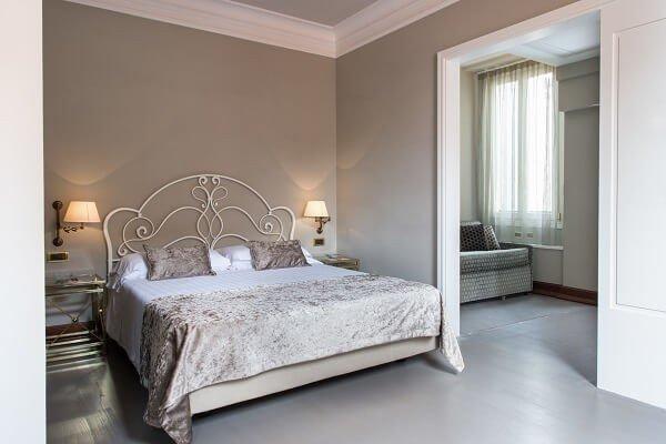 Suite Deluxe La Romántica Art Hotel Orologio Bolonia Suite Deluxe La Romántica Art Hotel Orologio Bolonia