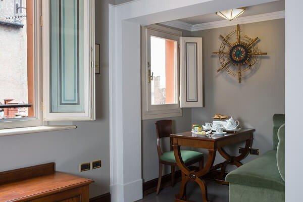 Suite Deluxe La Romántica Art Hotel Orologio Bolonia Suite Deluxe La Romántica Art Hotel Orologio Bolonia