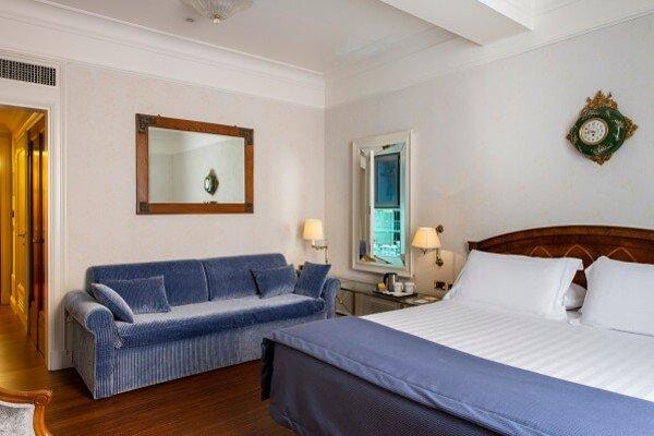 Junior Confort Art Hotel Orologio Bolonia Junior Confort Art Hotel Orologio Bolonia