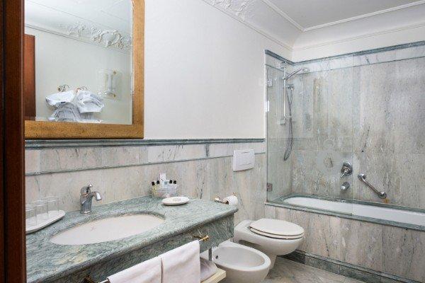 Suite Art Hotel Orologio Bolonia Suite Art Hotel Orologio Bolonia