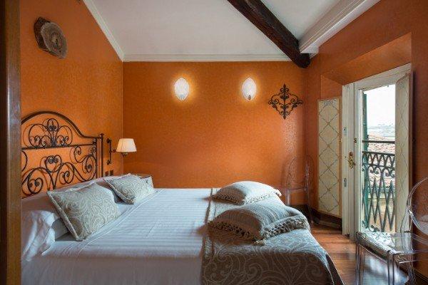 Suite Art Hotel Orologio Bolonia Suite Art Hotel Orologio Bolonia