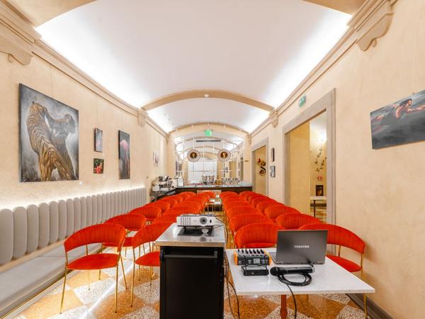 SALA DEL POZZO Art Hotel Commercianti Bolonia SALA DEL POZZO Art Hotel Commercianti Bolonia